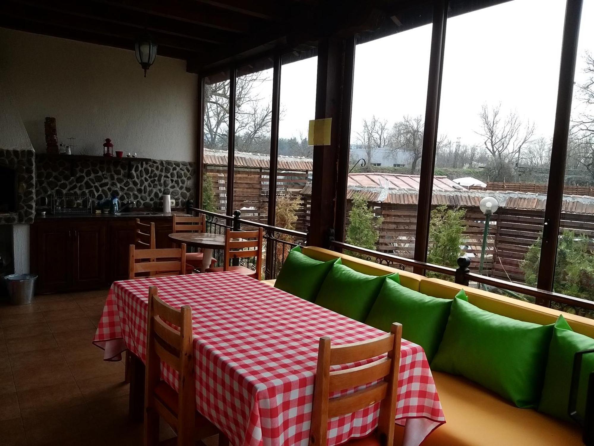 Guest house 