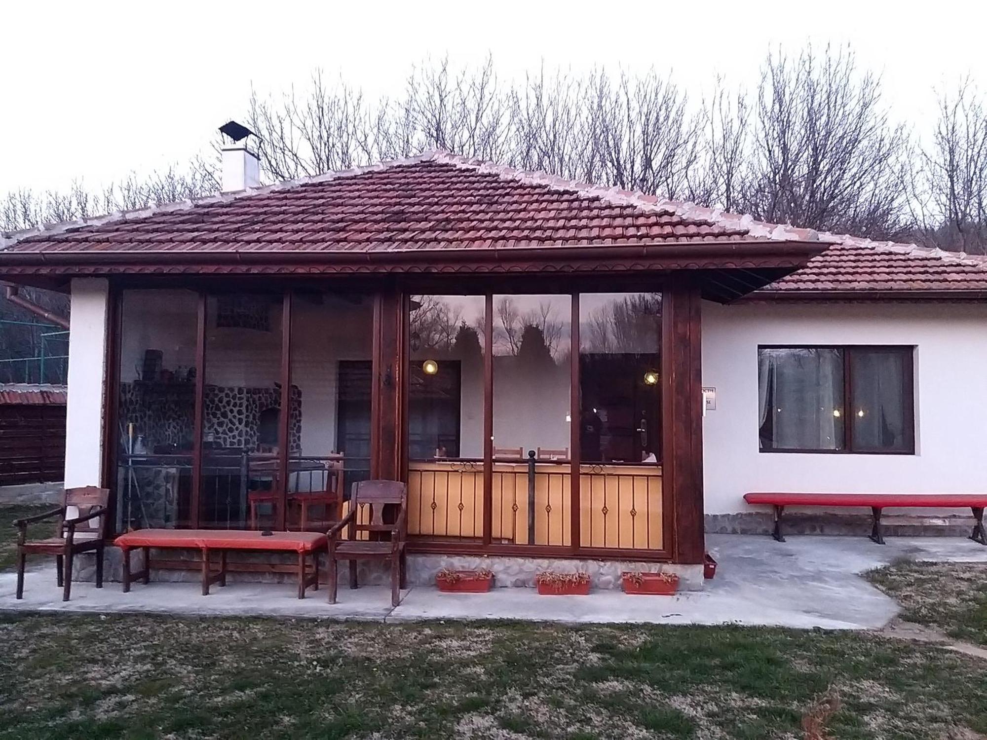 Guest house 